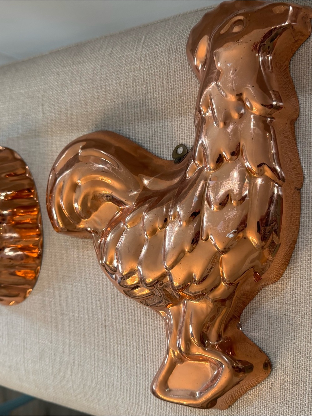 Vintage Copper Molds Kitchen Decor Rooster ๐ & Pineapple ๐ - Picture 4 of 6
